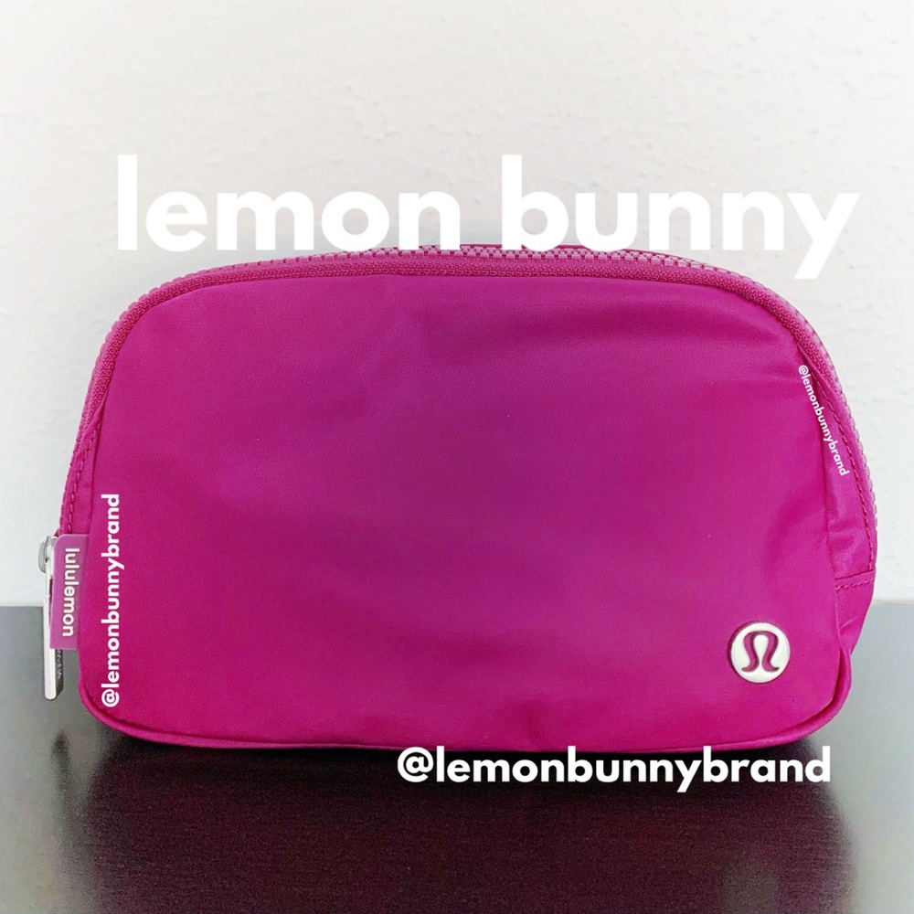 lululemon Everywhere Belt Bag in Wild Berry with Silver Zipper (1L) New NWT